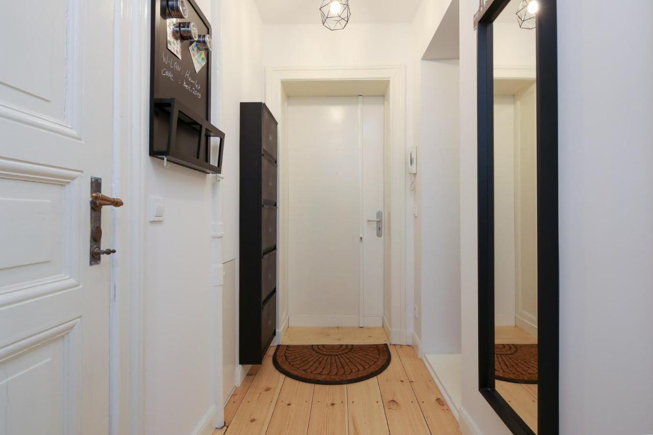 4 Personen Altbau Apartment Nahe Kurfuerstendamm - Romeo & Julia Berlin Eksteriør billede